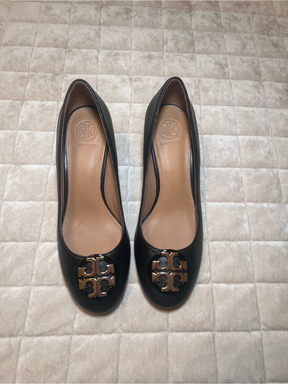 Tory Burch Janey Pumps in black leather - Picture 2 of 6